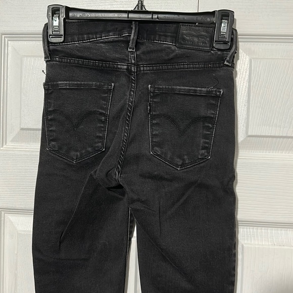 Levi’s High Rise Super Skinny Jeans - Picture 7 of 9